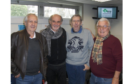 UNE FIN DE SEMAINE CHARGEE